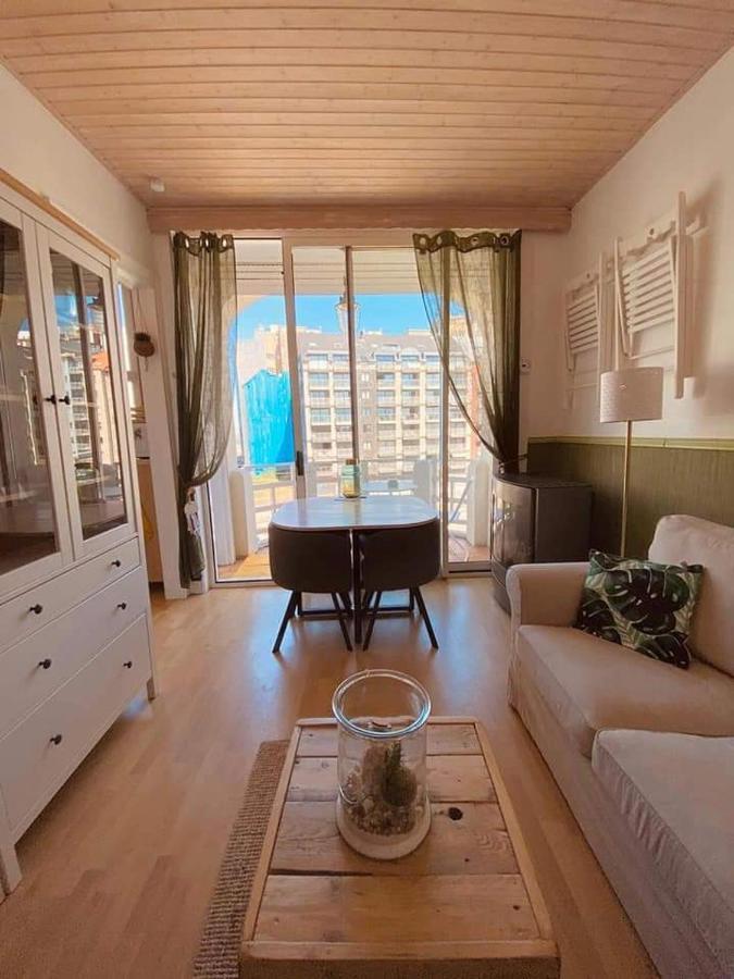 Villa Jean Gezellig Appartement Met Zeezicht Бланкенберге Екстериор снимка